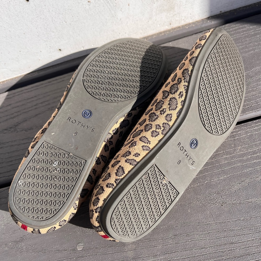 Rothys size 8, rounded flat - Picture 6 of 6